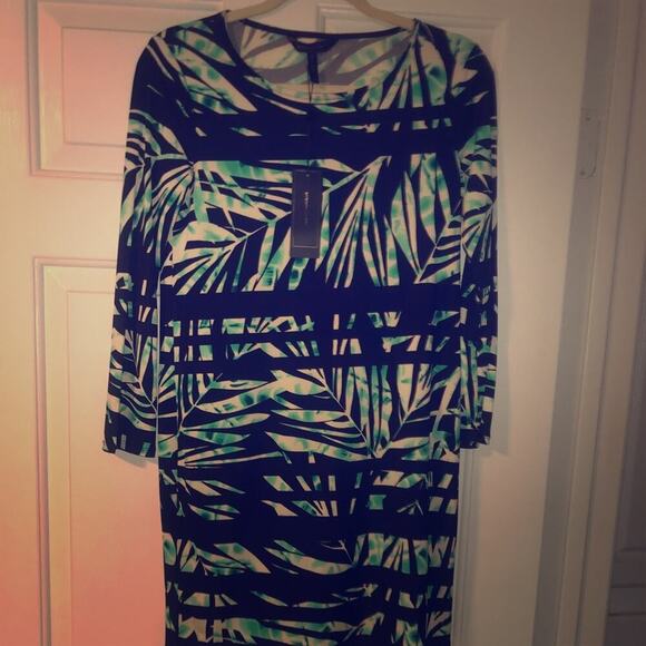 NWT BCBG long sleeve sheath dress👗leaf 🍃detail - Picture 1 of 4